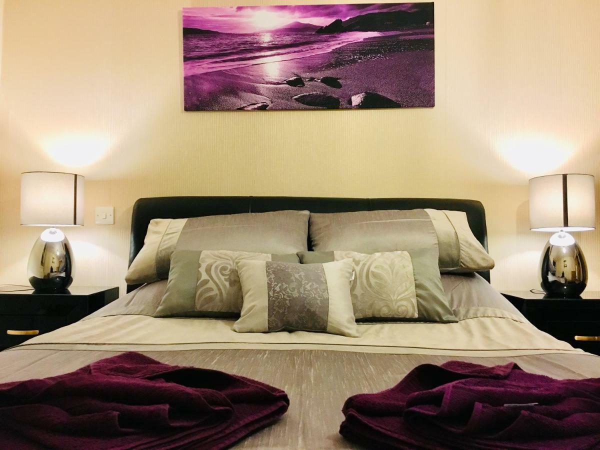 Azim And Suzi'S City Centre Apartment אינברנס מראה חיצוני תמונה