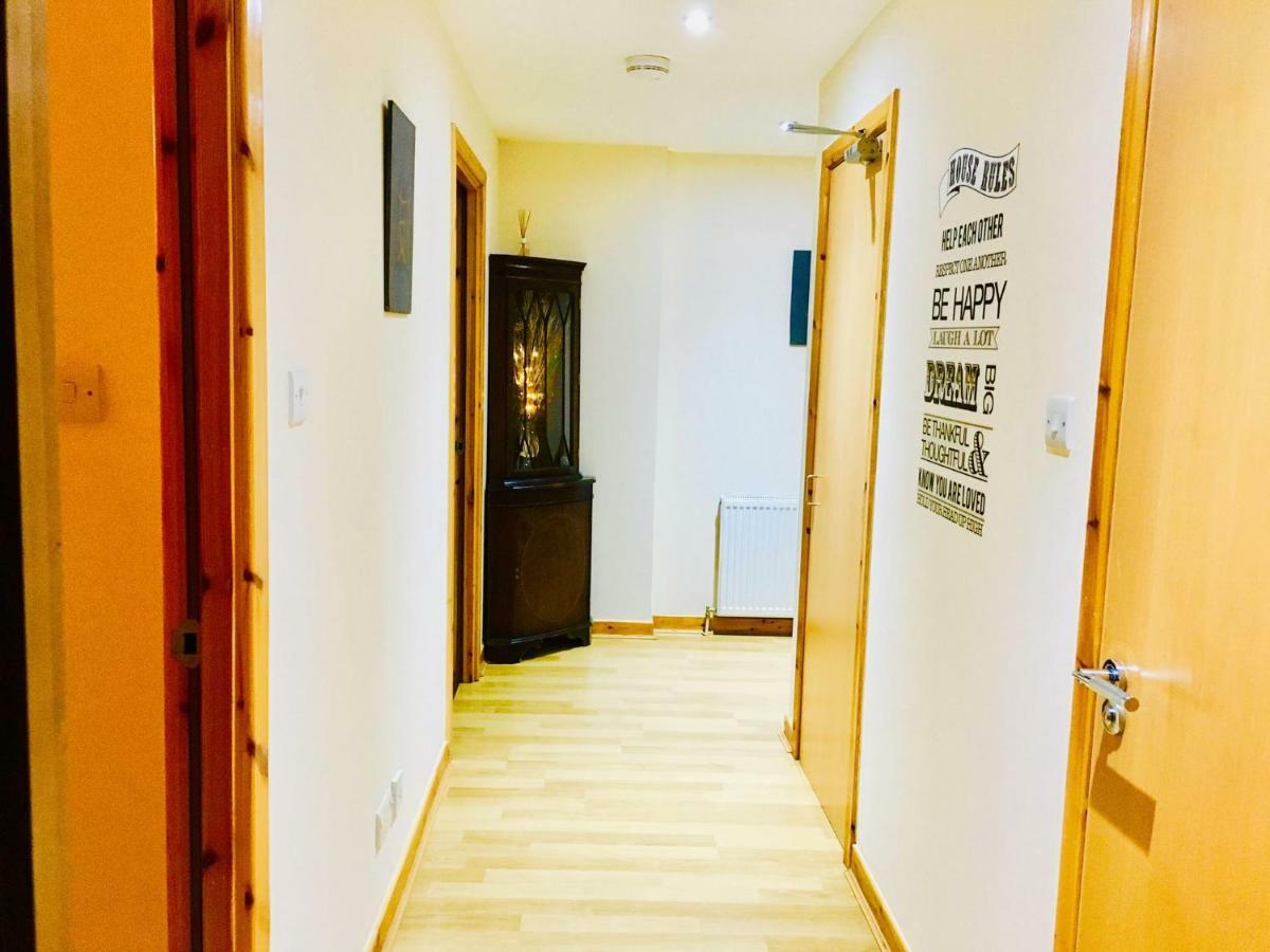 Azim And Suzi'S City Centre Apartment אינברנס מראה חיצוני תמונה