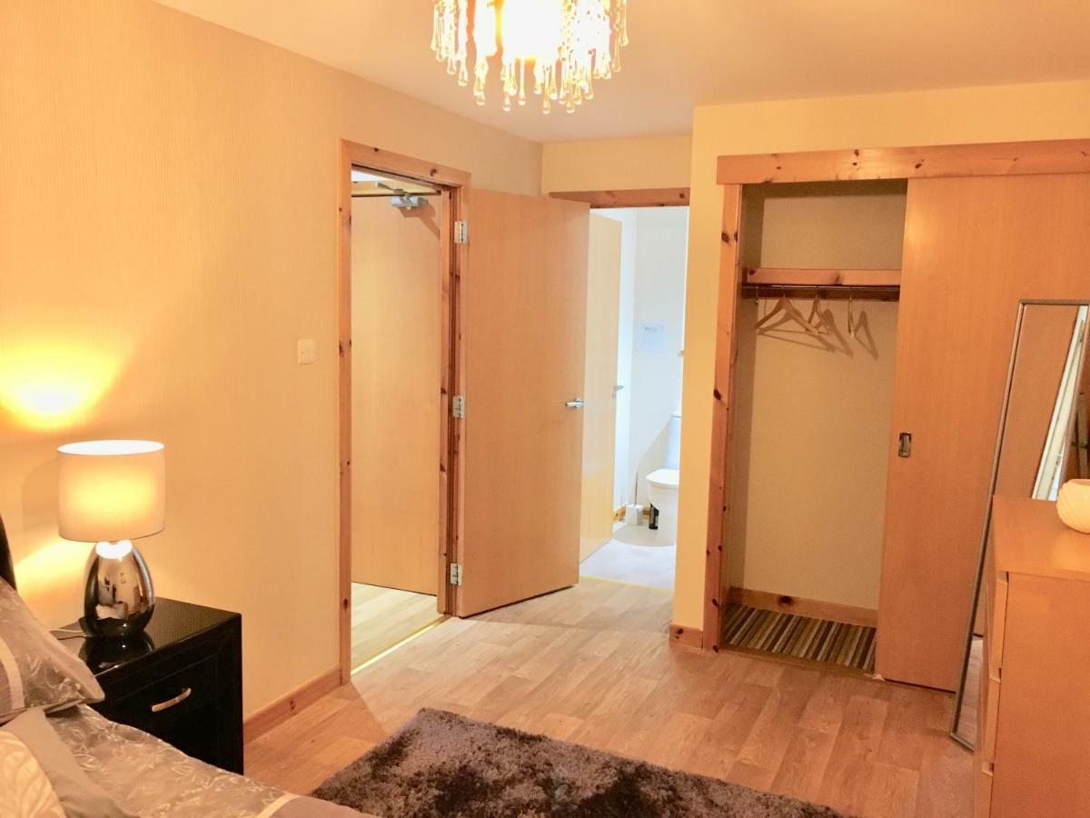 Azim And Suzi'S City Centre Apartment אינברנס מראה חיצוני תמונה