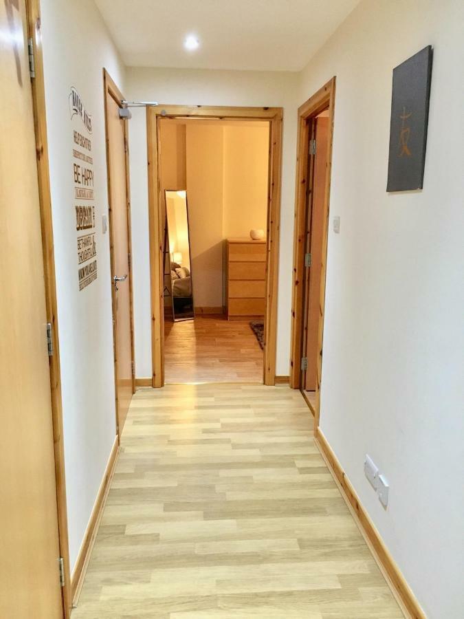 Azim And Suzi'S City Centre Apartment אינברנס מראה חיצוני תמונה